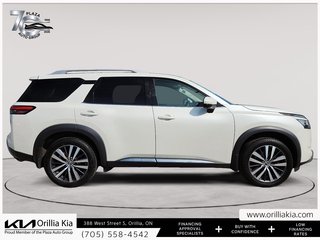 2022 Nissan Pathfinder Platinum