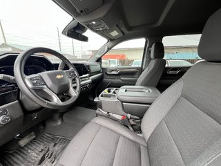 2025 Chevrolet Silverado 1500 1LT