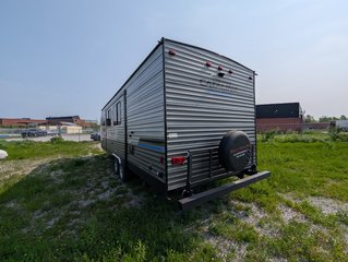2023 Coachman Catalina LEGACY EDITON