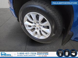 2022 Chevrolet Silverado 1500 4WD CREW CAB 147 CUSTOM in Chicoutimi, Quebec - 5 - w320h240px