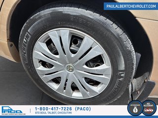 2011 Toyota Camry LE in Chicoutimi, Quebec - 6 - w320h240px