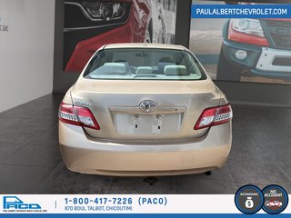 2011 Toyota Camry LE in Chicoutimi, Quebec - 3 - w320h240px