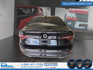 2021 Volkswagen Jetta 4DR SDN HIGHLINE MT in Chicoutimi, Quebec - 3 - w320h240px