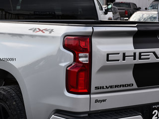 2021 Chevrolet Silverado 1500 in Napanee, Ontario - 9 - w320h240px