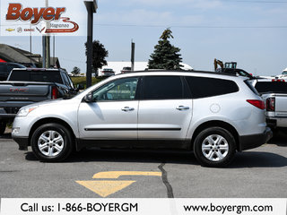 2010 Chevrolet Traverse LS FWD in Pickering, Ontario - 6 - w320h240px