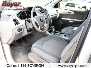 2010 Chevrolet Traverse LS FWD in Pickering, Ontario - 11 - w320h240px