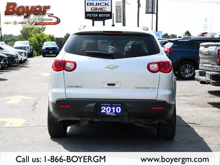 2010 Chevrolet Traverse LS FWD in Napanee, Ontario - 8 - w320h240px