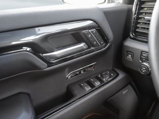 2025 GMC Sierra 1500 in Pickering, Ontario - 16 - w320h240px