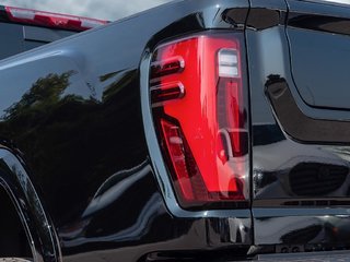 2025 GMC Sierra 2500 HD in Pickering, Ontario - 10 - w320h240px