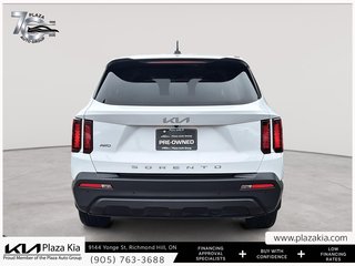 2022 Kia Sorento LX Premium