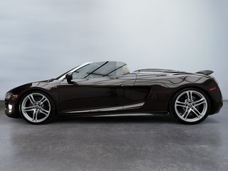 2011  R8 Spyder Auto 5.2L in Laval, Quebec - 4 - w320h240px