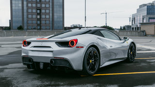 2017  488 GTB 1an garantie Ferrari offert/Carbon steering wheel, in Laval, Quebec - 5 - w320h240px