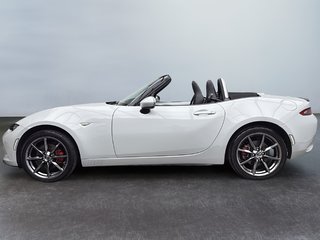 2016 Mazda MX-5 GT convertible manual in Laval, Quebec - 2 - w320h240px