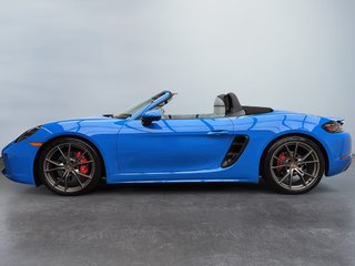 2025 Porsche 718 Boxster S PASM Sport Suspension in Laval, Quebec - 2 - w320h240px