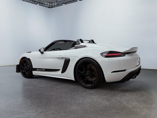 Porsche 718 Spyder RS 2025 à Laval, Québec - 6 - w320h240px
