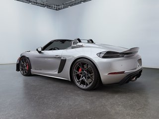 Porsche 718 Spyder RS 2025 à Laval, Québec - 3 - w320h240px