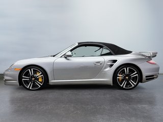 2011  911 Turbo S Cabriolet  Carbon Package in Laval, Quebec - 2 - w320h240px