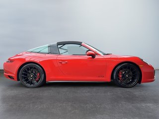 2017  911 Targa 4 GTS Adaptive Cruise Control in Laval, Quebec - 5 - w320h240px