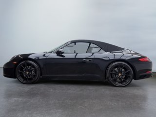 2017 Porsche 911 in Laval, Quebec - 5 - w320h240px