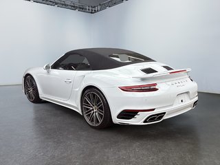 Porsche 911 Turbo Cabriolet w/Porsche Dynamic Chassis 2019 à Laval, Québec - 6 - w320h240px