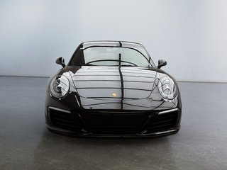2019 Porsche 911 in Laval, Quebec - 5 - w320h240px
