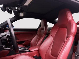 Porsche 911  2020 à Laval, Québec - 5 - w320h240px