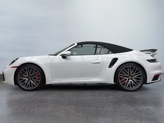 2021 Porsche 911 Turbo Cabriolet Turbo SportDesign Package in Laval, Quebec - 5 - w320h240px