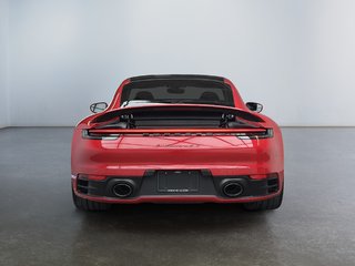 Porsche 911 Carrera 4S Manual, Sport Package 2022 à Laval, Québec - 4 - w320h240px