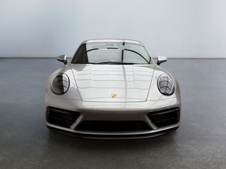 2023 Porsche 911 in Laval, Quebec - 5 - w320h240px