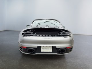 Porsche 911 Carrera S  Sport Package 2024 à Laval, Québec - 4 - w320h240px