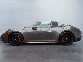 Porsche 911  2024 à Laval, Québec - 2 - w320h240px