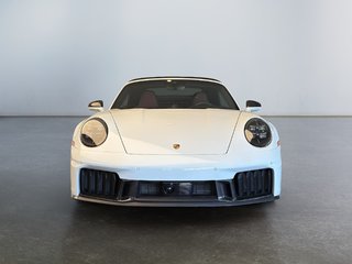 Porsche 911 Carrera 4 GTS Cabriolet 2025 à Laval, Québec - 6 - w320h240px