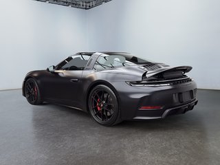 Porsche 911 Targa 4 GTS 2025 à Laval, Québec - 3 - w320h240px