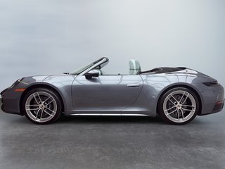 2025 Porsche 911 Carrera Cabriolet Premium Package in Laval, Quebec - 2 - w320h240px