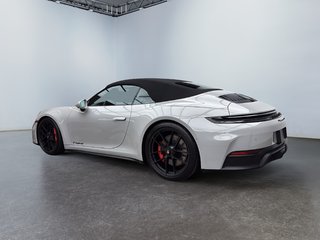 Porsche 911 Carrera 4 GTS Cabriolet 2025 à Laval, Québec - 6 - w320h240px