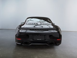 2025 Porsche 911 Carrera S in Laval, Quebec - 4 - w320h240px