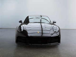 2025 Porsche 911 Carrera S in Laval, Quebec - 5 - w320h240px