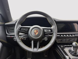 Porsche 911  2026 à Laval, Québec - 4 - w320h240px