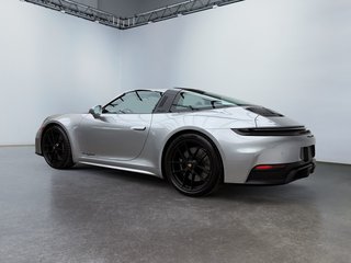 2026 Porsche 911 4 GTS in Laval, Quebec - 3 - w320h240px