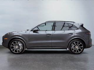 2019 Porsche Cayenne Turbo Sport Exhaust System in Laval, Quebec - 2 - w320h240px