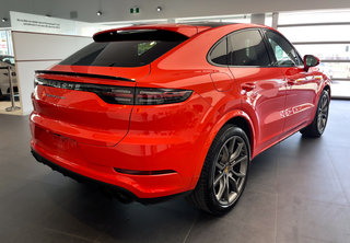 2021  Cayenne Turbo Coupe  Premium Plus Package in Laval, Quebec - 5 - w320h240px