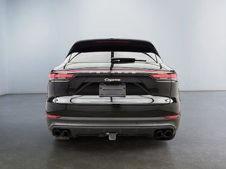 Porsche Cayenne E-Hybrid  Premium Package 2023 à Laval, Québec - 4 - w320h240px