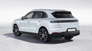 2024 Porsche Cayenne AWD in Laval, Quebec - 3 - w320h240px