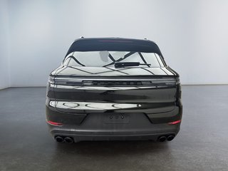 2024 Porsche Cayenne AWD in Laval, Quebec - 4 - w320h240px