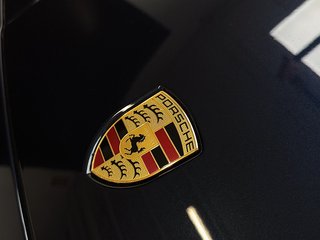 2024 Porsche Cayenne in Laval, Quebec - 6 - w320h240px