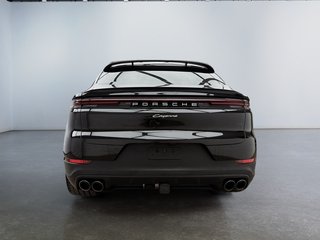 Porsche Cayenne  2024 à Laval, Québec - 4 - w320h240px