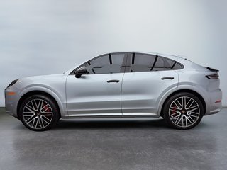 2024 Porsche Cayenne S in Laval, Quebec - 2 - w320h240px