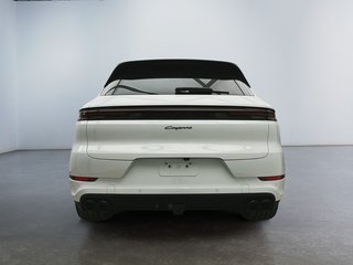 2025 Porsche Cayenne in Laval, Quebec - 4 - w320h240px