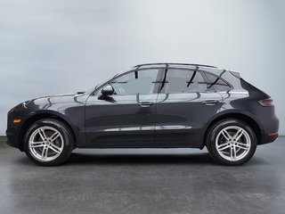 2019 Porsche Macan Premium Package Plus in Laval, Quebec - 2 - w320h240px