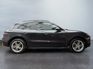 2019 Porsche Macan Premium Package Plus in Laval, Quebec - 5 - w320h240px